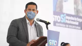 El gobernador permanecerá aislado