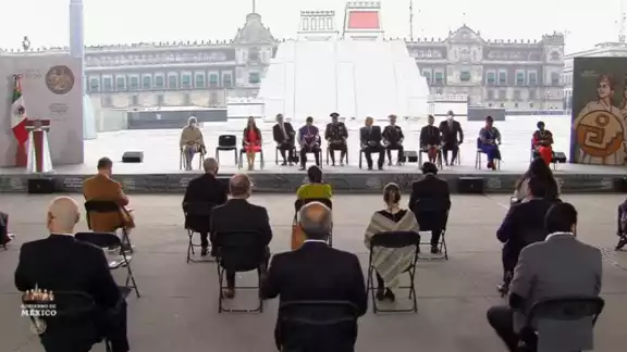AMLO encabezÓ la ceremonia por los 500 años de Resistencia Indígena en la que busca el rescate de la memoria histórica AMLO encabezÓ la ceremonia por los 500 años de Resistencia Indígena en la que busca el rescate de la memoria histórica