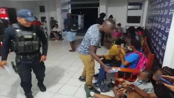 Aseguran a 149 migrantes en municipios al sur de Veracruz Aseguran a 149 migrantes en municipios al sur de Veracruz