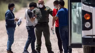 El programa 'Quédate en México' fue instaurado por Donald Trump