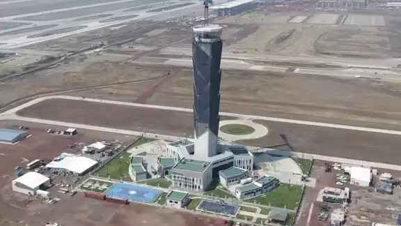 El vuelo fue procedente de California, Estados Unidos El vuelo fue procedente de California, Estados Unidos