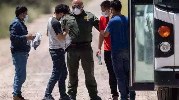 El programa 'Quédate en México' fue instaurado por Donald Trump