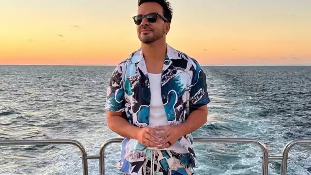 El puertorriqueño inició el año con el sencillo 'Vacaciones'. Foto: Twitter @LuisFonsii