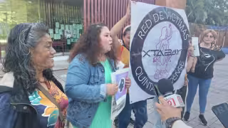 Colectivos feministas protestan afuera del Poder Judicial en Cancún por caso de abuso sexual contra menor
