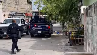 Intento de extorsión en sucursal bancaria de Cancún provoca intensa movilización policiaca
