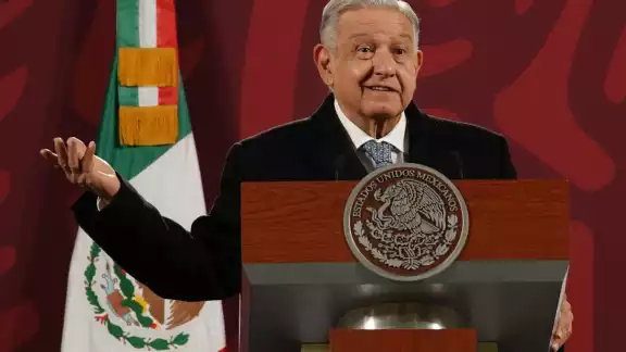 AMLO viajará a Colombia para discutir política antidrogas de Petro
