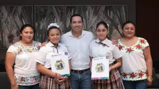 Las dos estudiantes serán respaldadas por el Gobierno del Estado para su viaje a Paraguay junto a sus madres