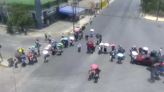 Maestros de la CNTE mantienen sus bloqueos en Mérida Maestros de la CNTE mantienen sus bloqueos en Mérida