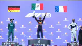 El mexicano Sergio Pérez entra en el top ten tras su llegada a Red Bull. Checo tendrá un salario que oscila los 5 millones de euros anuales.