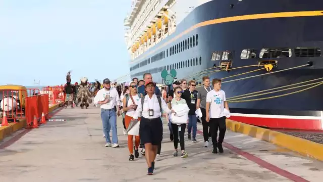 Es primera vez que llega el crucero Disney Magic a Yucatán