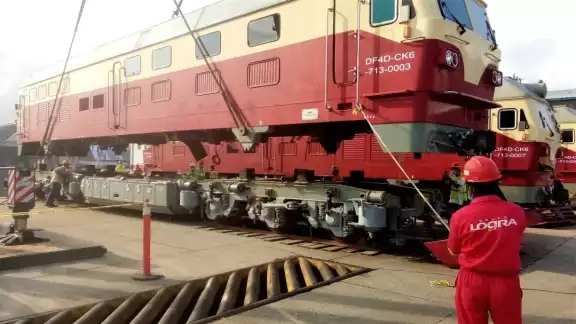 Los materiales recién llegados serán resguardados tempolmente en áreas destinadas a cargas en tránsito Los materiales recién llegados serán resguardados tempolmente en áreas destinadas a cargas en tránsito