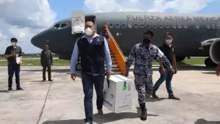 Las medicinas fueron traídas por la Fuerza Área Mexicana