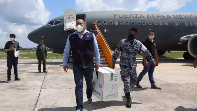 Las medicinas fueron traídas por la Fuerza Área Mexicana