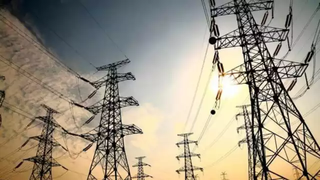 Las Comisiones del Senado discutieron la iniciativa de la reforma eléctrica por casi 5 horas