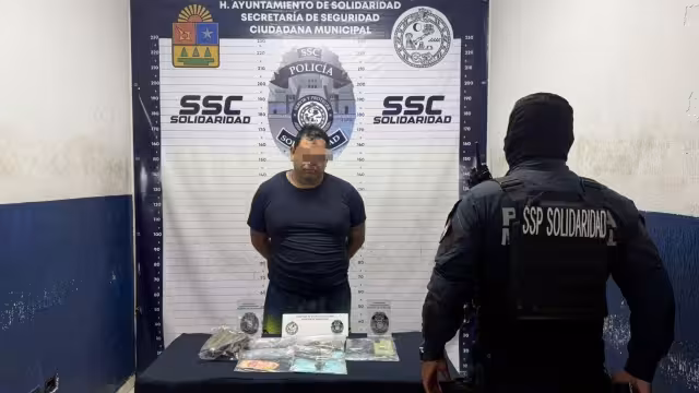 El  detenido contaba además de droga, dinero en efectivo