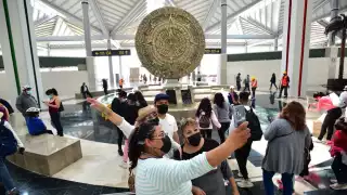 Este domingo muchas personas pudieron visitar el AIFA previo a su inauguración. Foto: Twitter @JesusRCuevas