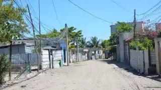 El problema de robo de energía eléctrica se refleja más en la Península de Atasta porque no hay nadie que vigile, señalan