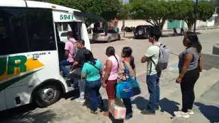Inició el periodo vacacional de verano con poca demanda de pasaje en Hopelchén.