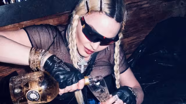 Madonna compartió bebidas y baile en Coachella. Foto: Instagram @madonna