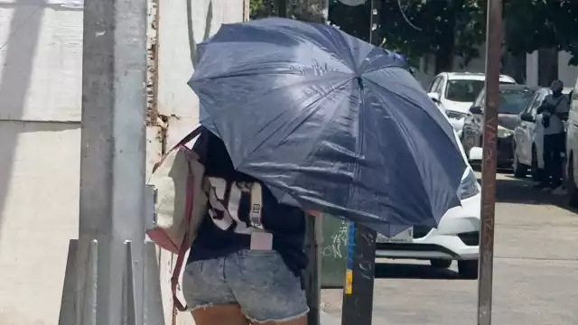 Se recomienda a la población salir protegidos del sol y mantenerse hidratados