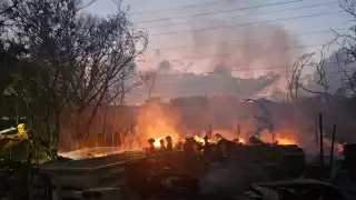 El titular del Cuerpo de Bomberos de Solidaridad dio a conocer que en promedio atienden 10 siniestros diarios