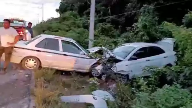 El percance ocurrió a la altura de Punta Venado y no se reportaron personas heridas.