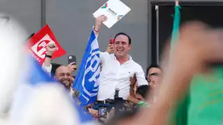 Manolo Jiménez Salinas se registra como candidato a la gubernatura de Coahuila por la Alianza Ciudadana por la Seguridad;