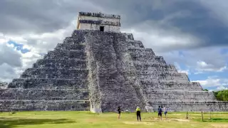 El Castillo de Kukulcán fue restaurado entre los años 1925 y 1935