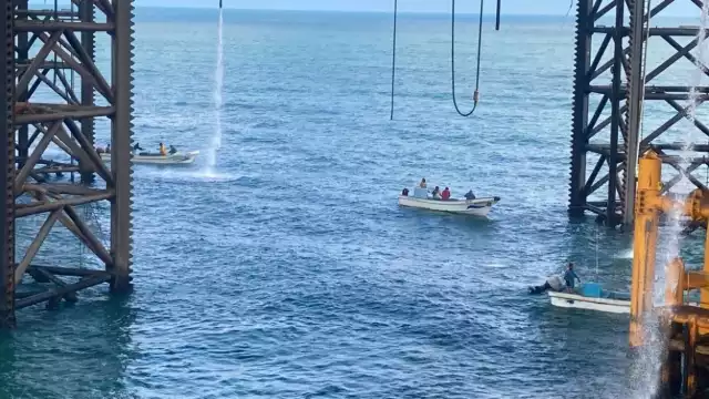 Los piratas tomaron como rehén a un marinero e hirieron en la sien izquierda y cortadura con cuchillo en dedo pulgar a un trabajador