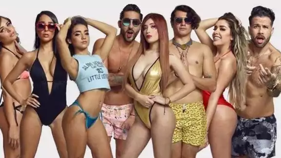 Exparticipante de Acapulco Shore anuncia que es mamá