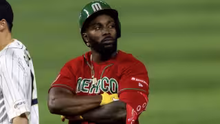 ¿Qué le dijo Randy Arozarena a Cal Raleigh y por qué el catcher no le dio la mano?