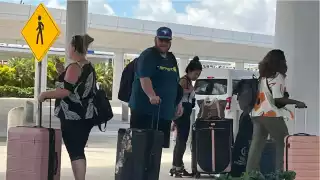 Algunos viajeros reflejaron su alegría de salir de las terminales con tranquilidad al no ser intimidados