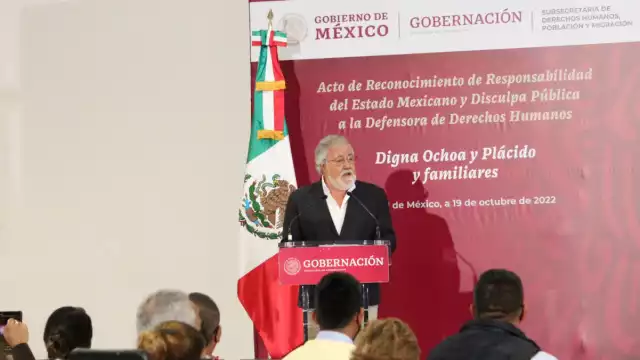 Alejandro Encinas, subsecretario de Derechos Humanos, ofreció una disculpa pública a Digna Ochoa