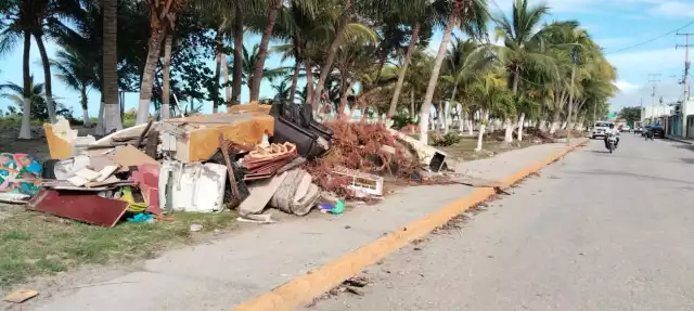 Vecinos piden mayor vigilancia contra tiraderos ilegales en playas campechanas