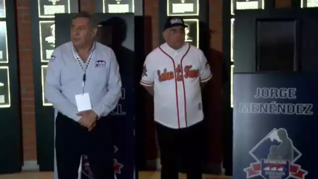 El periodista Jorge Menéndez Torre fue inducido al Salón de la Fama