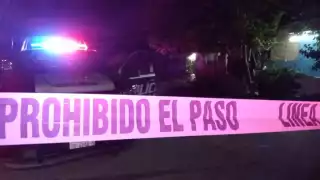 Personal del Semefo en Cancun acudieron a la Región 248 para realizar el levantamiento del cadáver