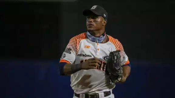 Roberto Caro es ex prospecto de los Cachorros de Chicago
