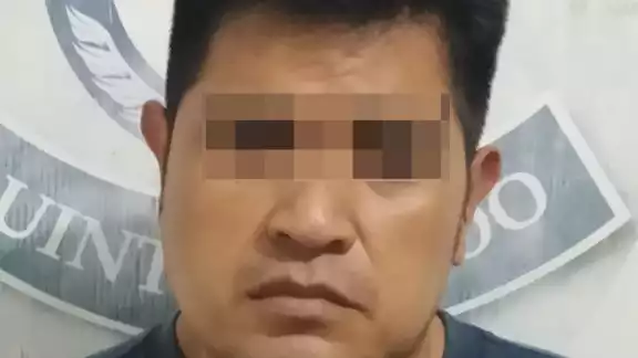 Policías locales atendieron el llamado y auxiliaron a la denunciante, en un domicilio ubicado en la avenida Niños Héroes Policías locales atendieron el llamado y auxiliaron a la denunciante, en un domicilio ubicado en la avenida Niños Héroes