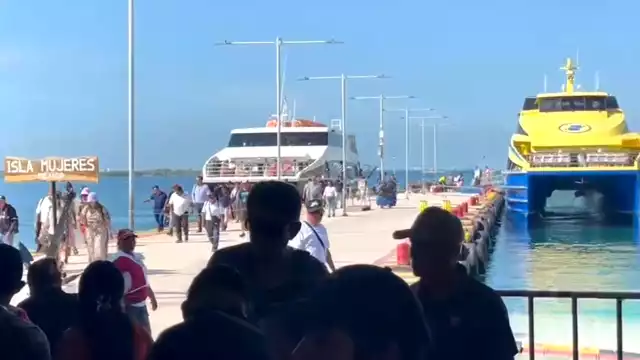 Los afectados no pudieron abordar y reportaron que la empresa tenía fallas con los tickets digitales