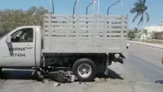 El repartidor terminó con heridas leves en el cuerpo