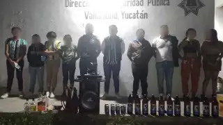 En un predio de la colonia Fernando Novelo se detuvo a ocho hombres y dos mujeres que organizaron un evento al cual acudieron más de 100 personas