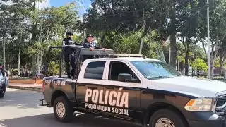 Detienen a dos hombres por actos sexuales en parque de José María Morelos