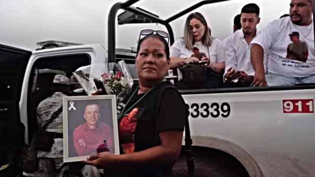 Este sábado se cumple un mes de que los trabajadores se quedaron atrapados en la mina "El Pinabete", Coahuila. Foto: Twitter @DespiertaSonor1