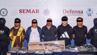 Personas detenidas y vehículos, armas, drogas aseguradas tras operativos en Quintana Roo