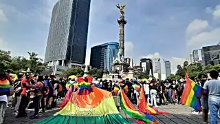 La CDMX se pinta de colores por la a edición 44 de la Marcha del Orgullo LGBT+. Foto: Twitter @PresentesLatam