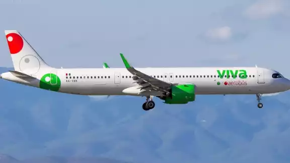 La aeronave salió de Cancún hacia el aeropuerto de la Ciudad de México tras reparaciones