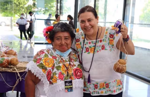 El documento Taak’in uti’al kaaj: Bix u bin u xuupil le taak’ino ya está disponible en el portal del Gobierno del Estado. Foto: Especial