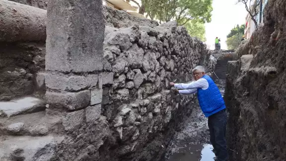 Encuentran muro novohispano bien preservado en barrio de La Lagunilla