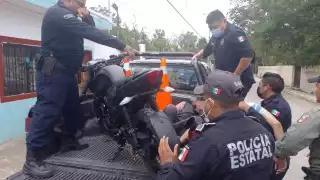 La Policía Municipal de Tizimín detuvo a dos jóvenes por robar una motocicleta