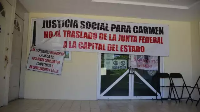 La protesta por el cierre de la Junta Especial 52 en Ciudad del Carmen inició el 4 de noviembre